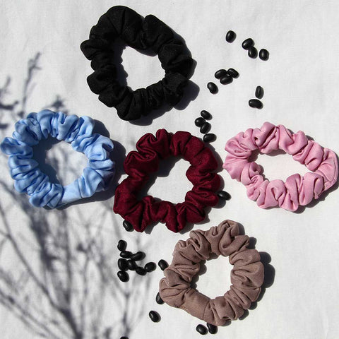 upcycled athletic scrunchies