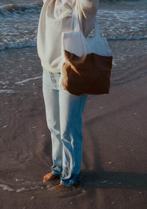 Linen Market Tote presented at the beach