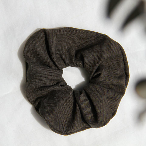 Scrunchy made with olive linen rayon