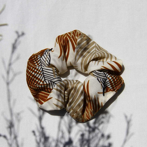 gold-leaf-scrunchy